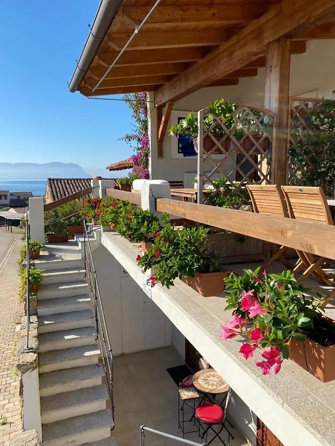 Blue Portrait House Apartment Golfo Aranci