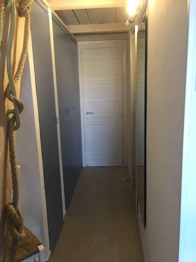 Blue Portrait House Apartment Golfo Aranci