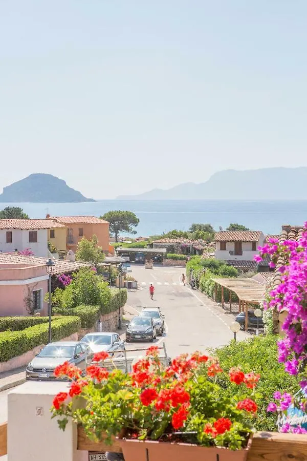 Blue Portrait House Apartment Golfo Aranci